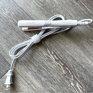 AMAXY 1/2” mini hair straightener flat iron travel sized white